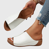 Thea - Sandaalit tukevalla pohjalla