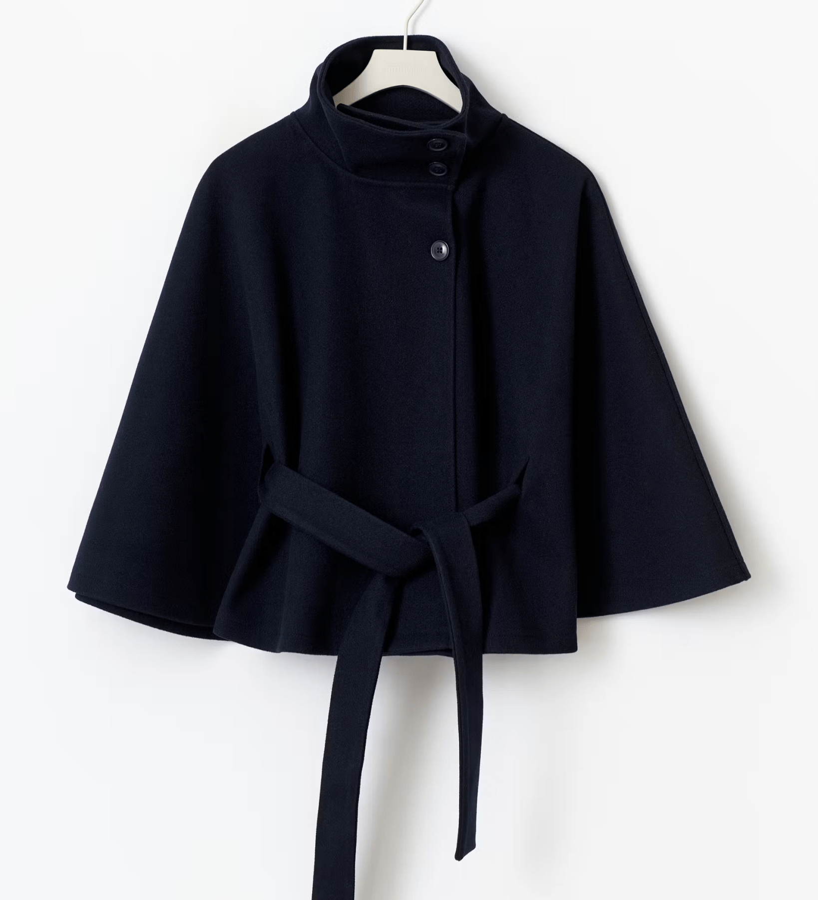 Saaga - Viitta pehmeällä tuntumalla