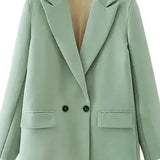 Tiia - Bleiseri pehmeällä tuntumalla