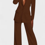 Emmi - Setti selkeällä muodolla