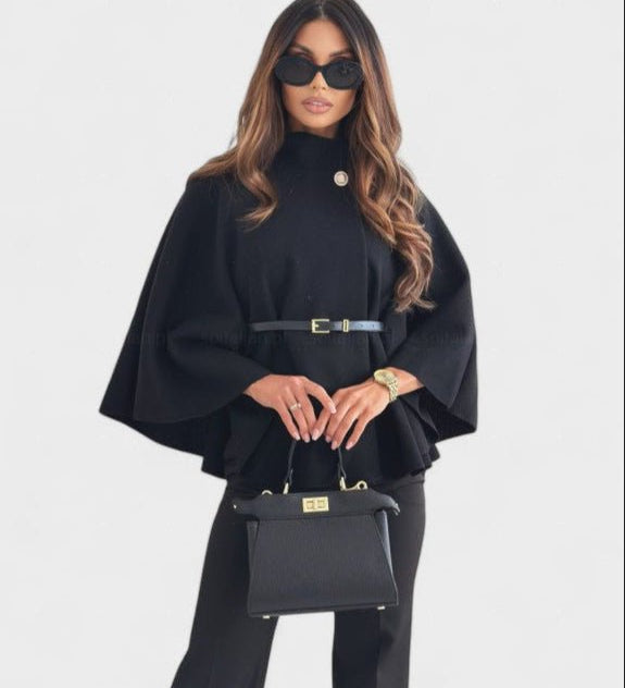 Oona - Takki rennulla ilmeellä