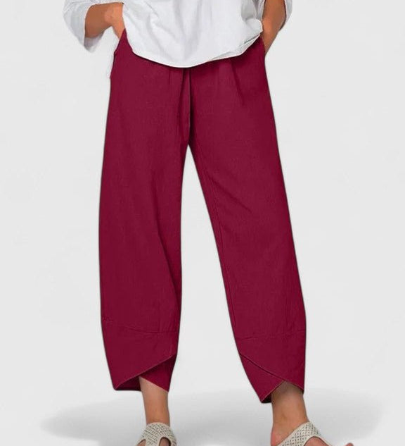 Aada - Housut persoonallisella ilmeellä