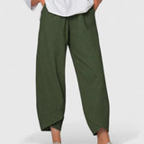 Aada - Housut persoonallisella ilmeellä